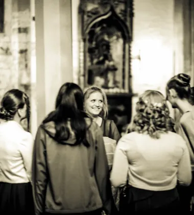 Schülerinnen auf Entdeckungstour in der Marienkirche